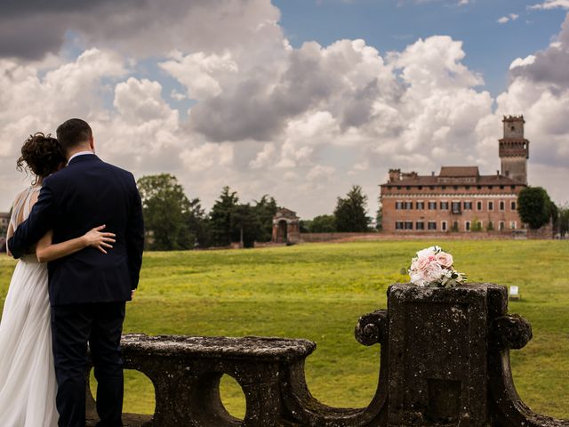 Il matrimonio di Roberto e Lucia a Chignolo Po, Pavia 19