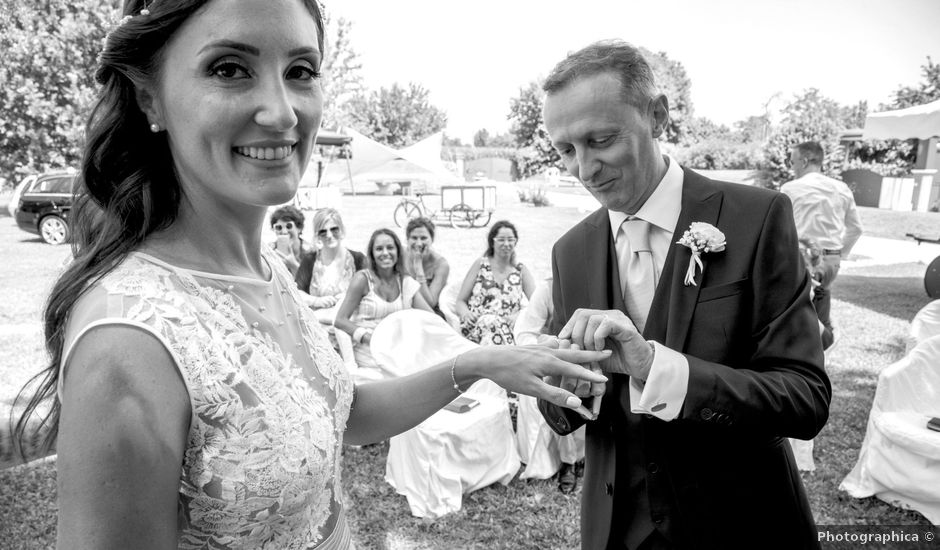 Il matrimonio di Moreno e Cristina a Castello di Godego, Treviso