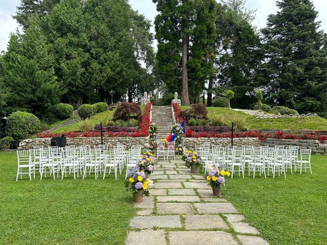 Il matrimonio di Luca e Marta  a Carnago, Varese 9