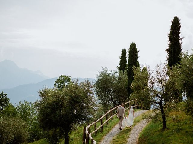 Il matrimonio di Barry e Emira a Barga, Lucca 49