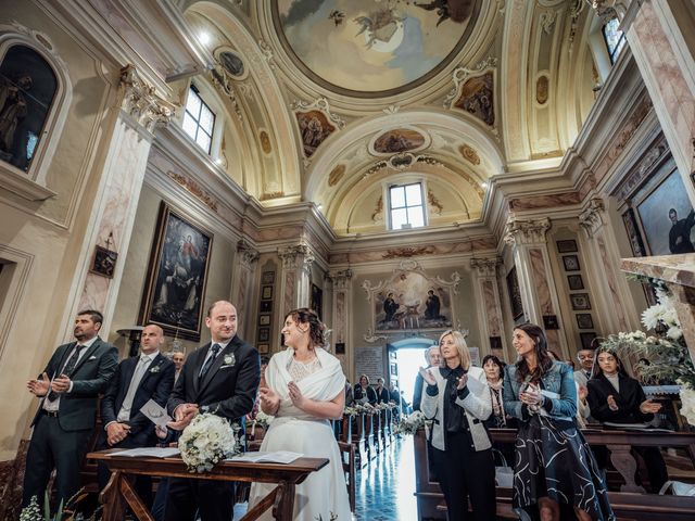 Il matrimonio di Gabriele e Daniela a Vigolo, Bergamo 30