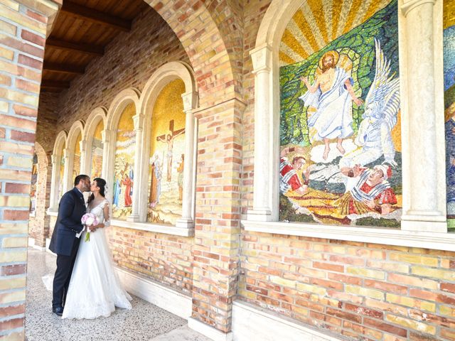 Il matrimonio di Danilo e Lidia a Isola del Gran Sasso d&apos;Italia, Teramo 21
