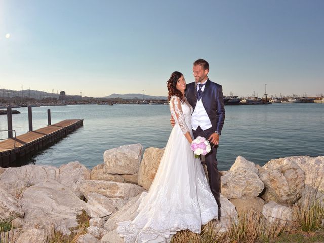 Il matrimonio di Danilo e Lidia a Isola del Gran Sasso d&apos;Italia, Teramo 23