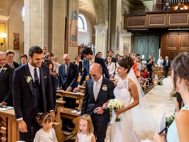 Il matrimonio di Maurilio e Carol a Premana, Lecco 31