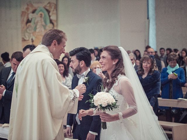 Il matrimonio di Luca e Debora a Bologna, Bologna 19