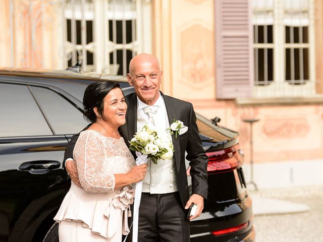 Il matrimonio di Mario e Marinella a Cortenuova, Bergamo 30