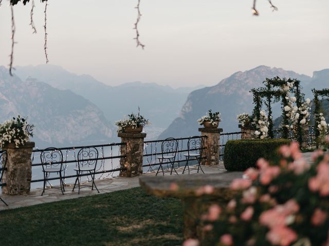 Il matrimonio di Charles e Matteo a Barni, Como 261