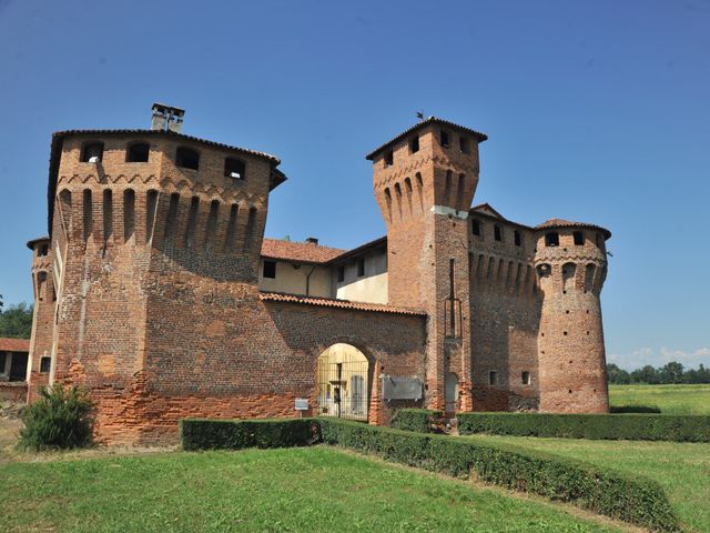 Il matrimonio di Davide e Claudia a Lonate Pozzolo, Varese 2