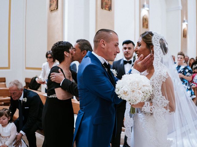 Il matrimonio di Marianna e Alfonso a Sant&apos;Antonio Abate, Napoli 10