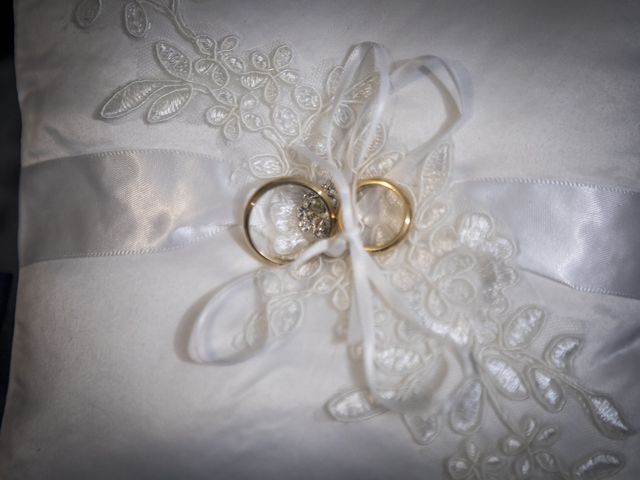 Il matrimonio di Giovanni e Naomi a Appiano Gentile, Como 3