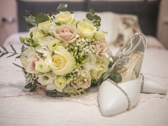 Il matrimonio di Giovanni e Naomi a Appiano Gentile, Como 10