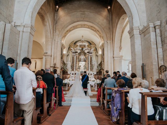 Il matrimonio di Marco e Vittoria a Radicofani, Siena 23