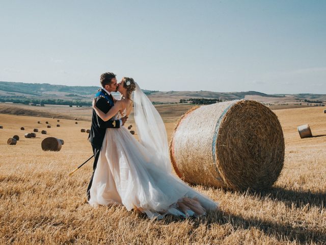 Il matrimonio di Marco e Vittoria a Radicofani, Siena 39