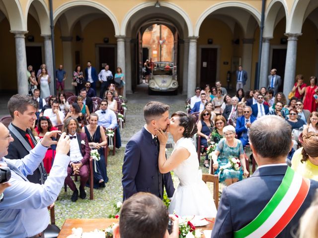 Il matrimonio di Julien e Irene a Malgrate, Lecco 22