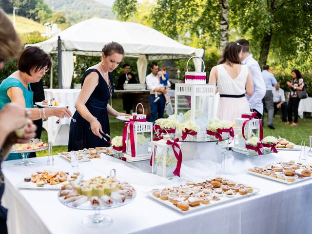 Il matrimonio di Julien e Irene a Malgrate, Lecco 48