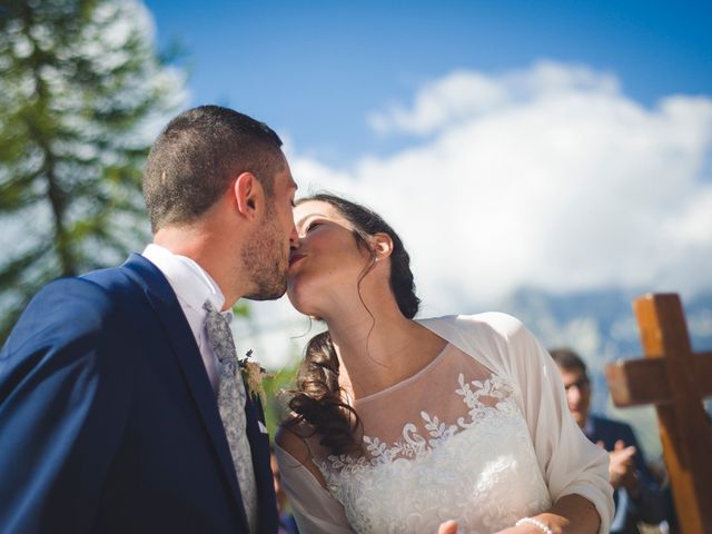 Il matrimonio di Lorenzo e Elisa a Valtournenche, Aosta 53