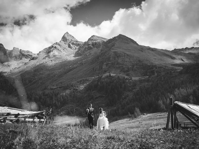 Il matrimonio di Lorenzo e Elisa a Valtournenche, Aosta 77