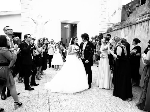 Il matrimonio di Daniele e Maria Antonietta a Piraino, Messina 13