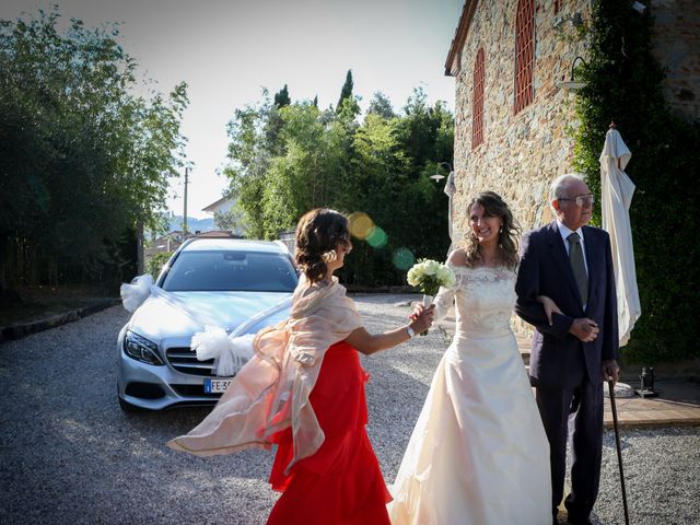 Il matrimonio di Antonio e Erika a Carmignano, Prato 12
