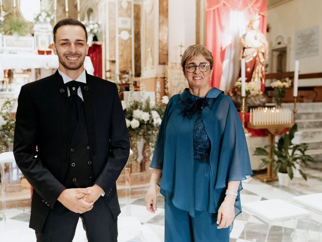 Il matrimonio di Luigi e Rosaria a Deliceto, Foggia 29