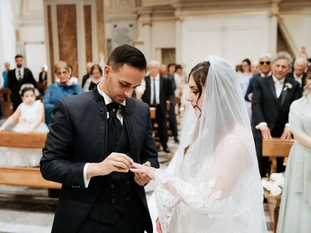 Il matrimonio di Luigi e Rosaria a Deliceto, Foggia 33