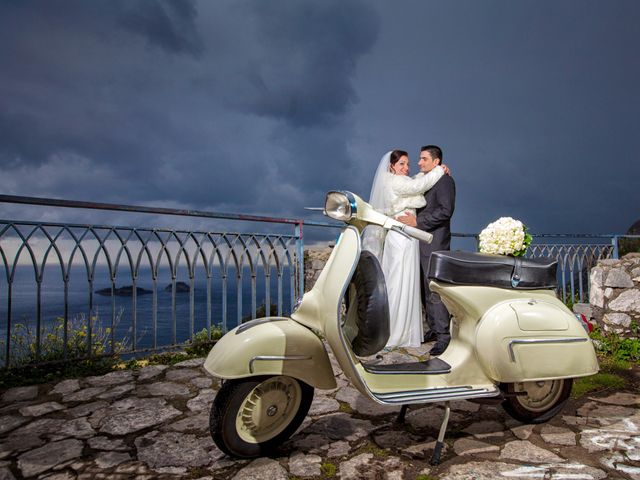 Il matrimonio di Antonio e Marilena a Sorrento, Napoli 33