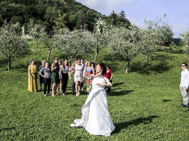 Il matrimonio di Matteo e Cristina a Villa di Serio, Bergamo 29