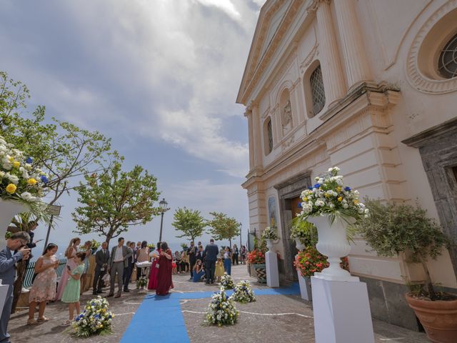 Il matrimonio di Debora e Francesco a Vietri sul Mare, Salerno 15