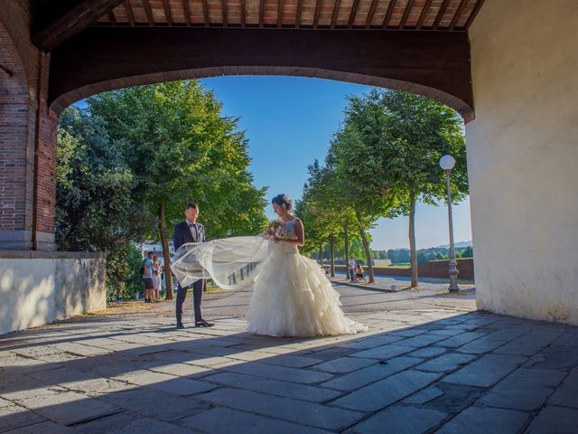 Il matrimonio di Marco e Celeste a Lucca, Lucca 19