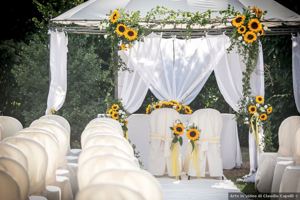 Matrimoni estivi: chi ha scelto i girasoli?🌻 2