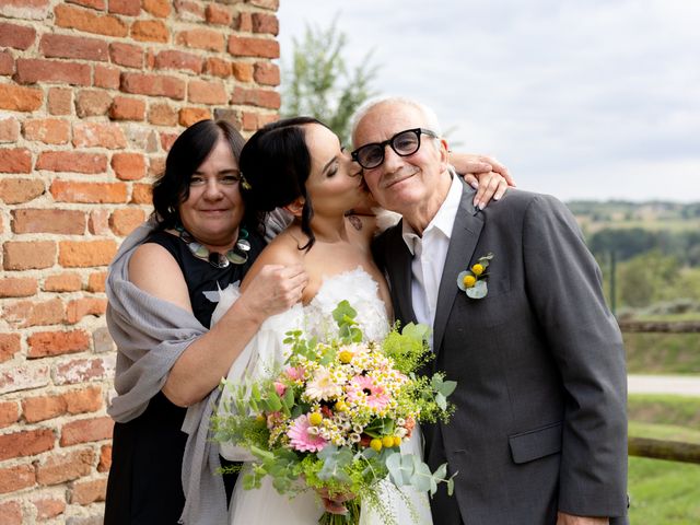 Il matrimonio di Mattia e Emanuela a Villafranca d'Asti, Asti 17