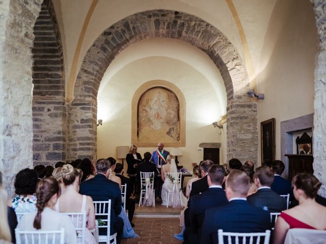 Il matrimonio di Max e Carolin a Pietralunga, Perugia 22