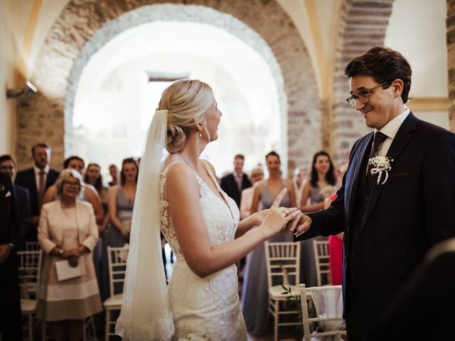 Il matrimonio di Max e Carolin a Pietralunga, Perugia 34