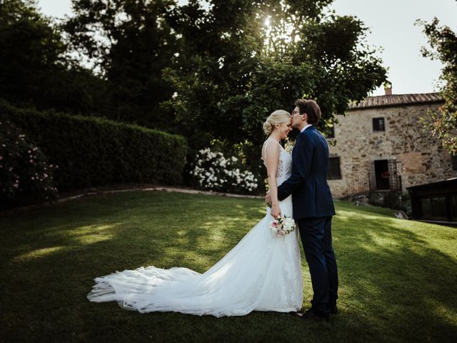 Il matrimonio di Max e Carolin a Pietralunga, Perugia 46