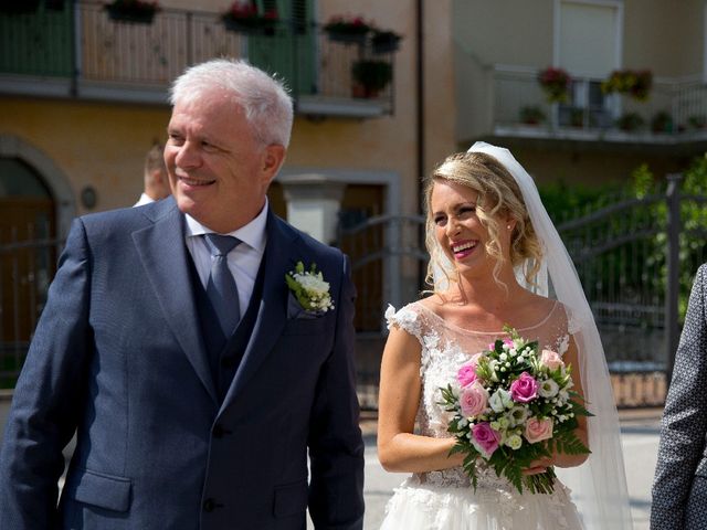 Il matrimonio di Tiziano e Debora a Nave San Rocco, Trento 17