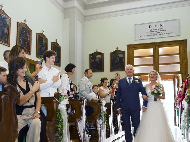 Il matrimonio di Tiziano e Debora a Nave San Rocco, Trento 19