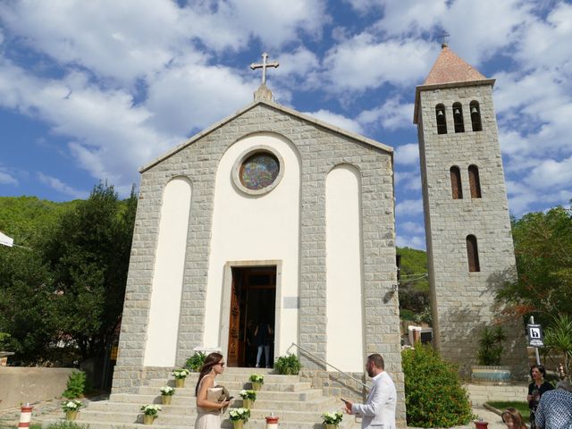 Il matrimonio di Bruna e Mario a Tortolì, Nuoro 11