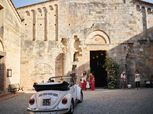 Il matrimonio di Nicola e Sara a Monteriggioni, Siena 10