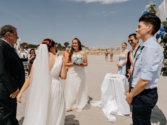 Il matrimonio di Jessica e Giulia a Bellaria-Igea Marina, Rimini 30