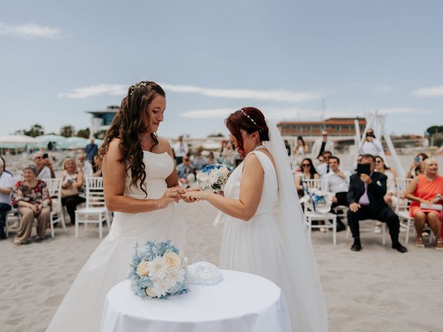 Il matrimonio di Jessica e Giulia a Bellaria-Igea Marina, Rimini 43