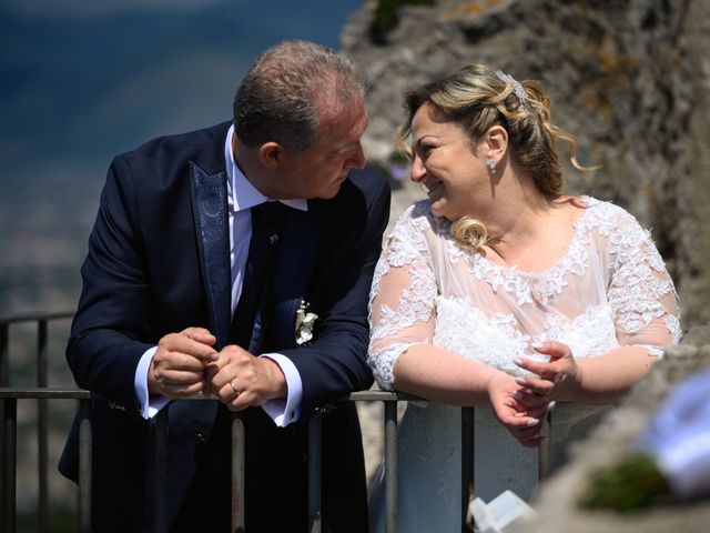 Il matrimonio di Elena e Luigi a Cardito, Napoli 22