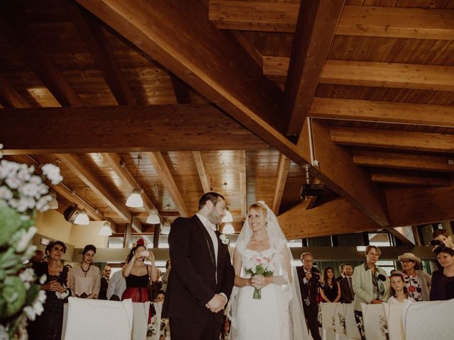 Il matrimonio di Matteo e Axelle a Montefalcone Appennino, Fermo 80