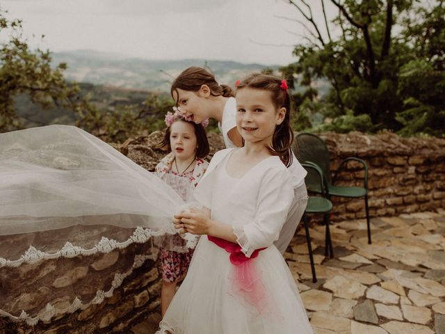 Il matrimonio di Matteo e Axelle a Montefalcone Appennino, Fermo 96