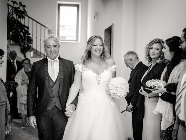 Il matrimonio di Desiree e Nicola a Torre del Greco, Napoli 18