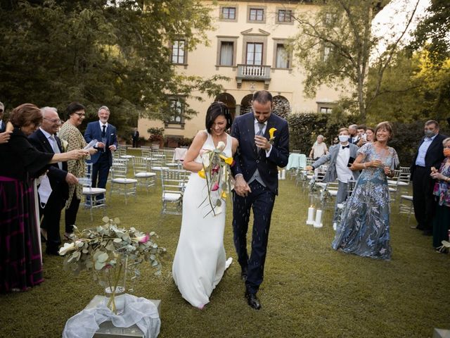 Il matrimonio di Stefano e Lorena a Lucca, Lucca 17