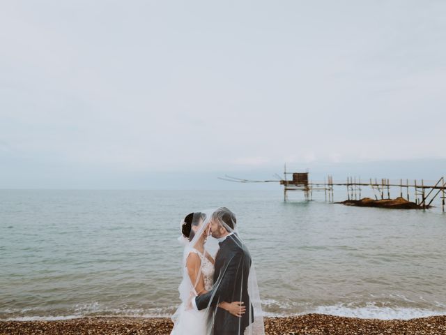 Il matrimonio di Fabio e Simona a Città Sant&apos;Angelo, Pescara 191