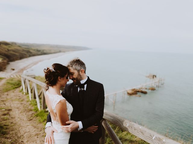 Il matrimonio di Fabio e Simona a Città Sant&apos;Angelo, Pescara 212