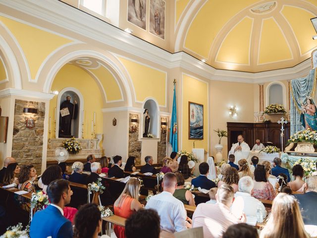 Il matrimonio di Ilaria e Eugeniu a Castellabate, Salerno 29