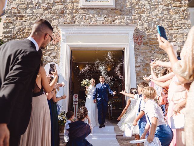 Il matrimonio di Ilaria e Eugeniu a Castellabate, Salerno 33