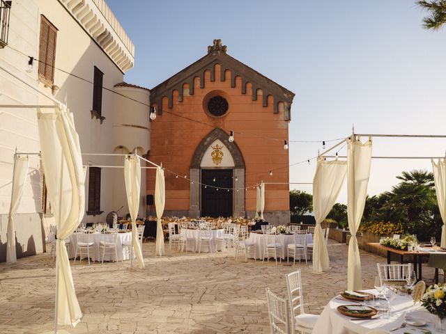 Il matrimonio di Ilaria e Eugeniu a Castellabate, Salerno 53
